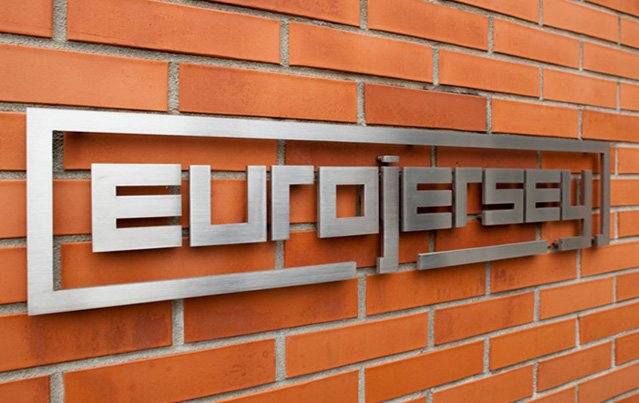 Eurojersey S.p.a. - Sensitive® Fabrics Eurojersey S.p.a. - Sensitive® Fabrics